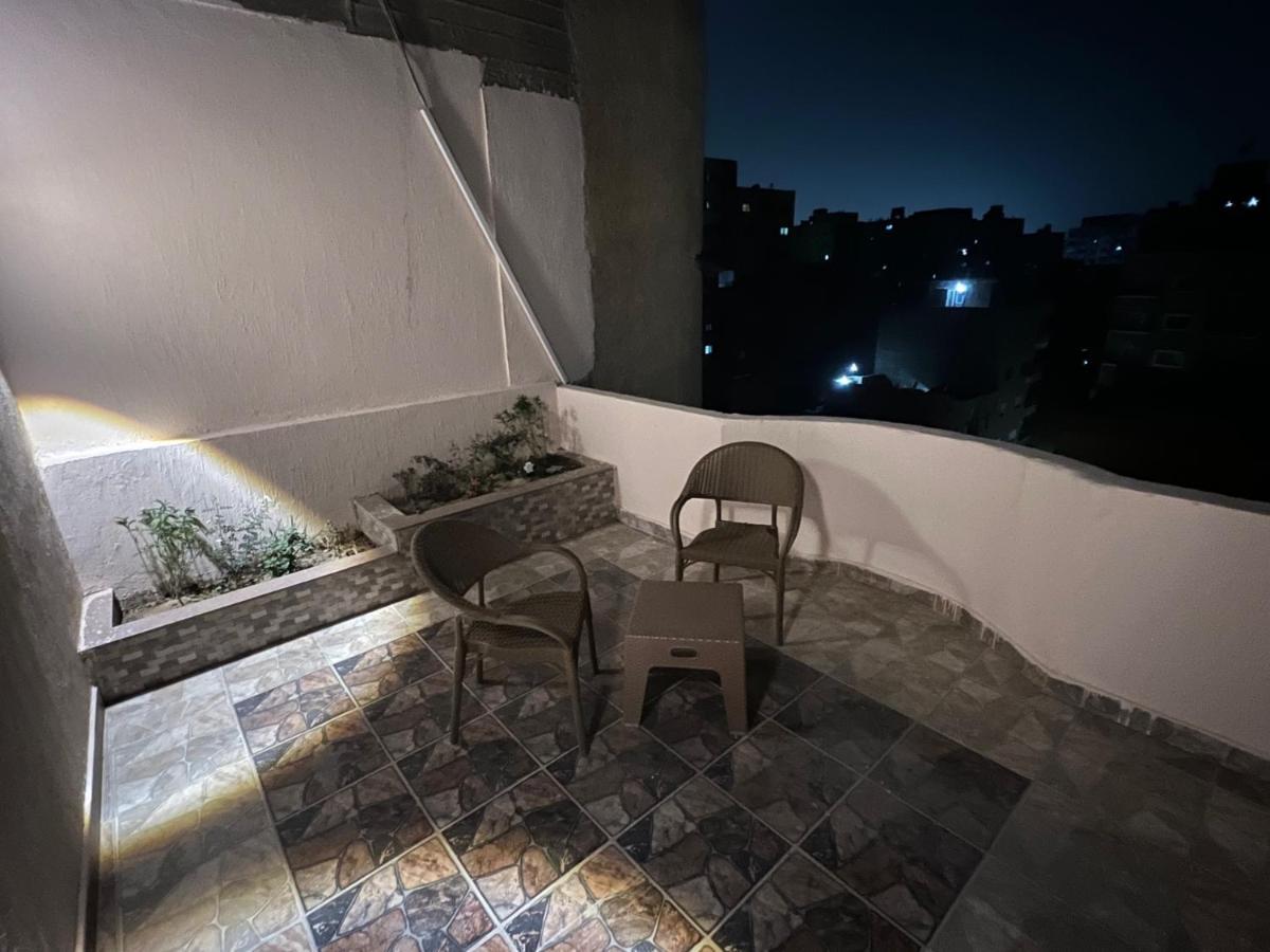 Near The Pyramids Inn Nazlet el-Sisi ภายนอก รูปภาพ